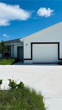 534 SE 6th Terrace in Cape Coral, FL - Building Photo - Building Photo