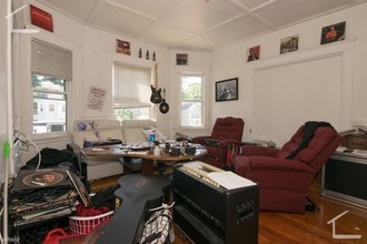 20 Alcott St-Unit -# 1Q in Boston, MA - Building Photo - Building Photo