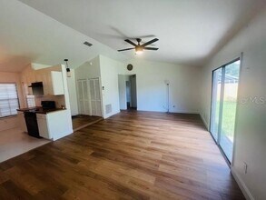 977 Wages Way in Orlando, FL - Building Photo - Building Photo