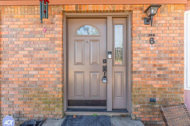 214 Cloverdale Blvd in Fort Walton Beach, FL - Building Photo - Building Photo