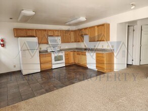 657 N 14th St in Laramie, WY - Building Photo - Building Photo