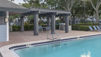 Lakeview at Palm Harbor in Palm Harbor, FL - Foto de edificio - Building Photo