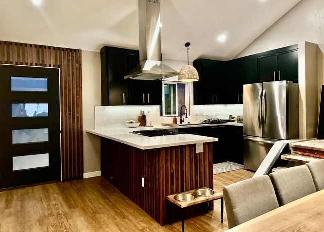 2527 Manchester Ave in Encinitas, CA - Building Photo - Building Photo