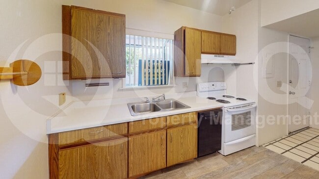 2705 N Orchard Ave in Tucson, AZ - Building Photo - Building Photo
