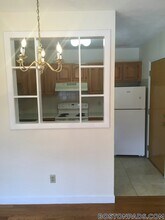 264 Grove St in Newton, MA - Building Photo - Building Photo