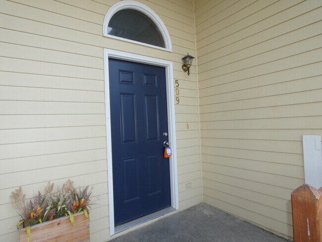 509 E 7th St in Kearney, MO - Building Photo - Building Photo