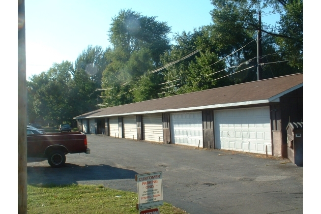 Building 2 in Niles, MI - Building Photo - Building Photo