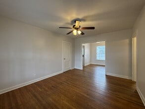 1914 S Donnybrook Ave in Tyler, TX - Building Photo - Building Photo