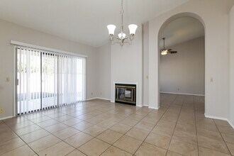 11001 N 55th Ave in Glendale, AZ - Building Photo - Building Photo