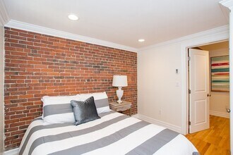 388 Marlborough St, Unit 9 in Boston, MA - Building Photo - Building Photo