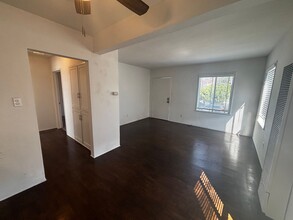 1717 Evergreen St in San Diego, CA - Building Photo - Building Photo