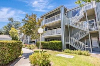 3475 Deerwood Terrace in Fremont, CA - Building Photo - Building Photo