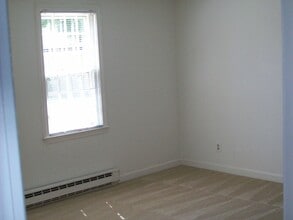 15 Hines Ct, Unit 2 in Marblehead, MA - Building Photo - Building Photo