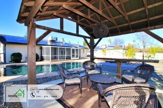 20231 Margarita Ct E in Redding, CA - Building Photo - Building Photo