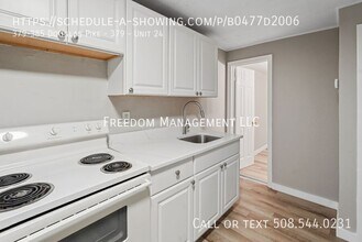 379-385 Douglas Pike in Smithfield, RI - Building Photo - Building Photo