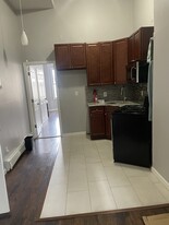 167 Danforth Ave, Unit 3 Apartments