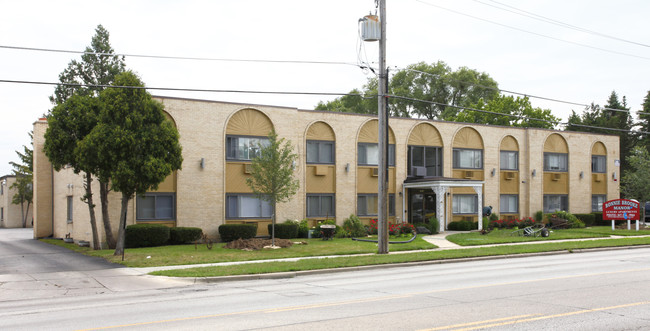 Bonnie Brooke Manor in Waukegan, IL - Building Photo - Building Photo