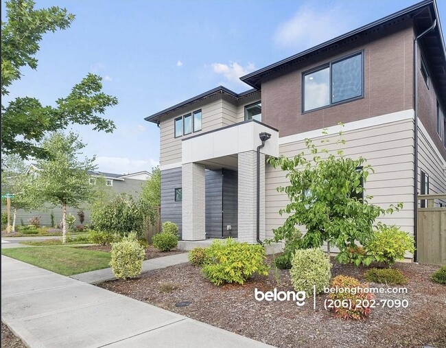 property at 33352 Holly Ave SE