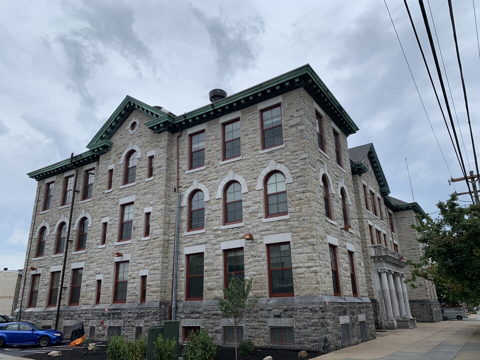 The Lofts at Abigail Vare in Philadelphia, PA - Foto de edificio