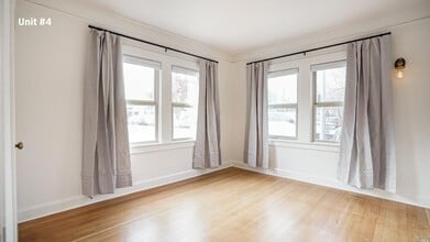 425 B St in Petaluma, CA - Building Photo - Building Photo