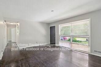 5336 Appleton Ave in Raytown, MO - Foto de edificio - Building Photo