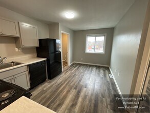 300 Market St in Fulton, MO - Building Photo - Building Photo