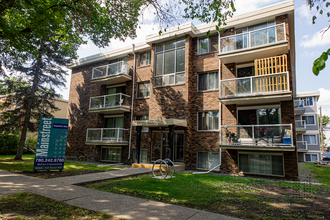 McCam 3 Apartments in Edmonton, AB - Building Photo - Building Photo