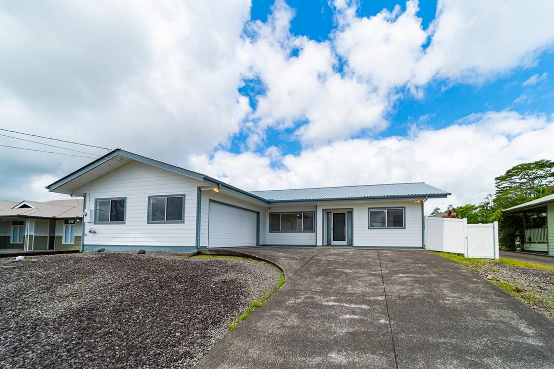 103 Paulele St in Hilo, HI - Building Photo