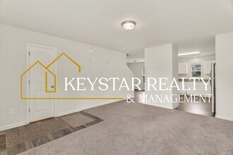 2205 Sawgrass Rd in Rocky Mount, NC - Foto de edificio - Building Photo