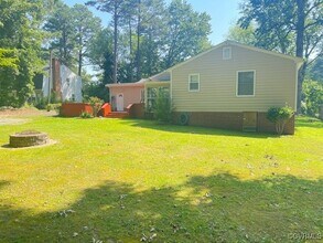 10506 Delray Rd in Glen Allen, VA - Building Photo - Building Photo