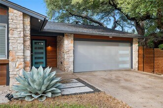 1104 Durham Dr in Austin, TX - Building Photo - Building Photo