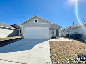 2918 Gustavo Dr in Converse, TX - Building Photo
