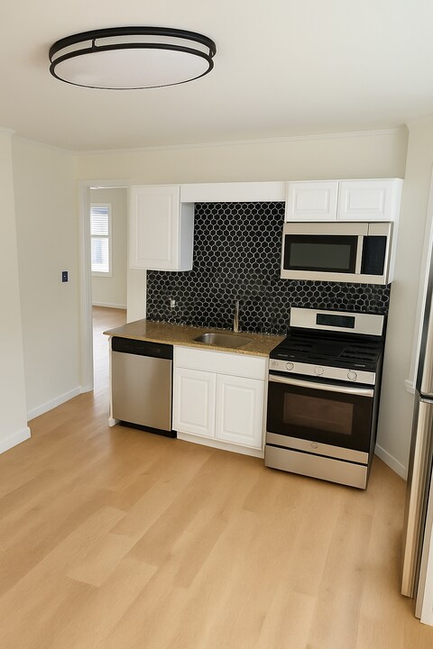 42 Crandall St in Providence, RI - Building Photo