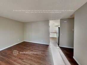 1425 S Olathe Way in Aurora, CO - Building Photo - Building Photo