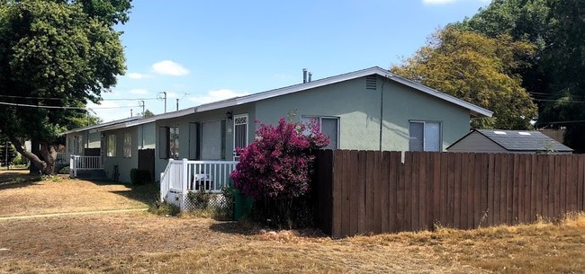 5 Houses on 1 parcel in El Cajon, CA - Building Photo - Other