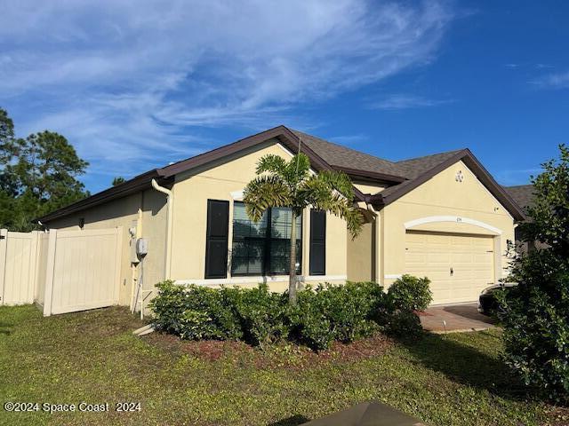 694 Old Country E Rd in Palm Bay, FL - Building Photo - Building Photo