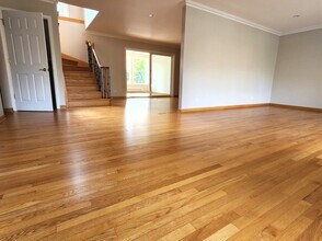 1206 Lynn Terrace in Highland Park, IL - Building Photo - Building Photo