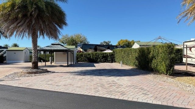 property at 2511 Lemonwood Ave