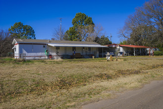 100 Sunset Dr in Tool, TX - Building Photo - Building Photo