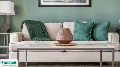 925 Canterbury Rd NE in Atlanta, GA - Building Photo - Building Photo