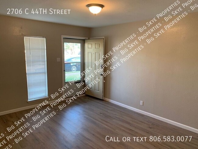 2706 44th St in Lubbock, TX - Building Photo - Building Photo