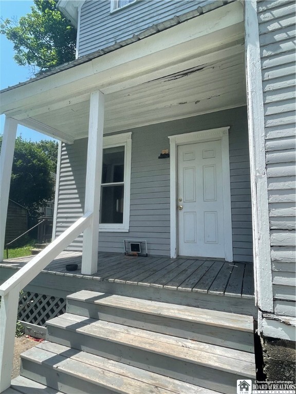 267 Fairmount Ave in Jamestown, NY - Foto de edificio - Building Photo