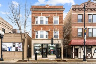 2117 W Irving Park Rd in Chicago, IL - Building Photo