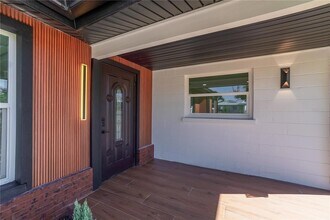 1797 Birch Dr in Venice, FL - Foto de edificio - Building Photo