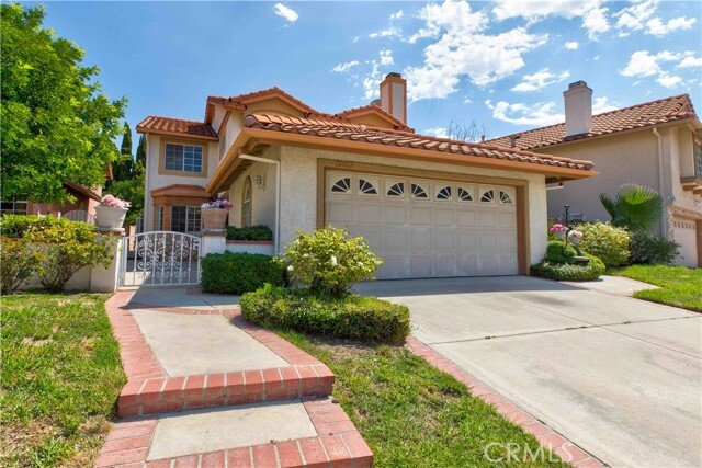 12022 Falcon Crest Way in Los Angeles, CA - Building Photo - Building Photo