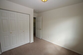2603 Lauren Creek Loop in Anchorage, AK - Building Photo - Building Photo