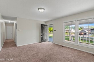 203 Knight Pl in Jacksonville, NC - Building Photo - Building Photo