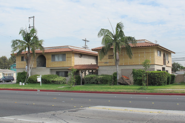 3745 Imperial Hwy. in Lynwood, CA - Building Photo - Building Photo