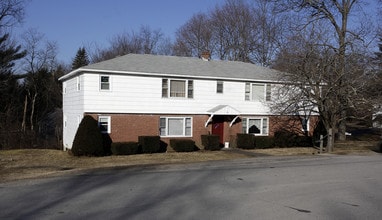 1 Mill Rd in Dudley, MA - Foto de edificio - Building Photo