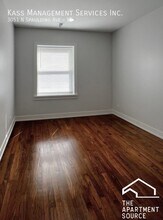 3051 N Spaulding Ave, Unit 1 in Chicago, IL - Foto de edificio - Building Photo